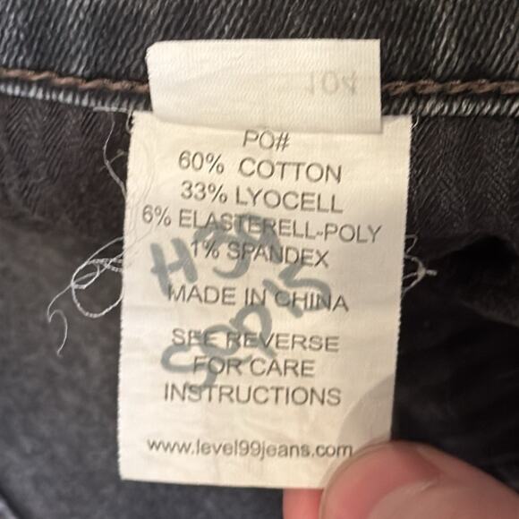 Level 99 Women's Sienna Tomboy Jean Gray Wash Size 29 - Picture 8 of 8